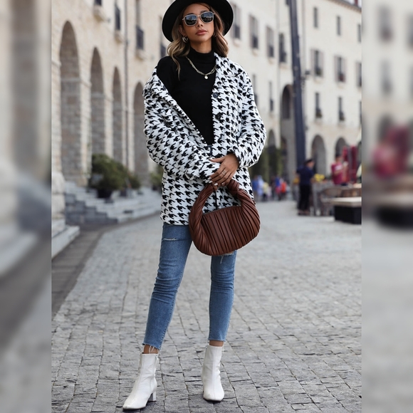 Houndstooth Side Slit Jacket with Breast Pockets - Picture 3 of 5